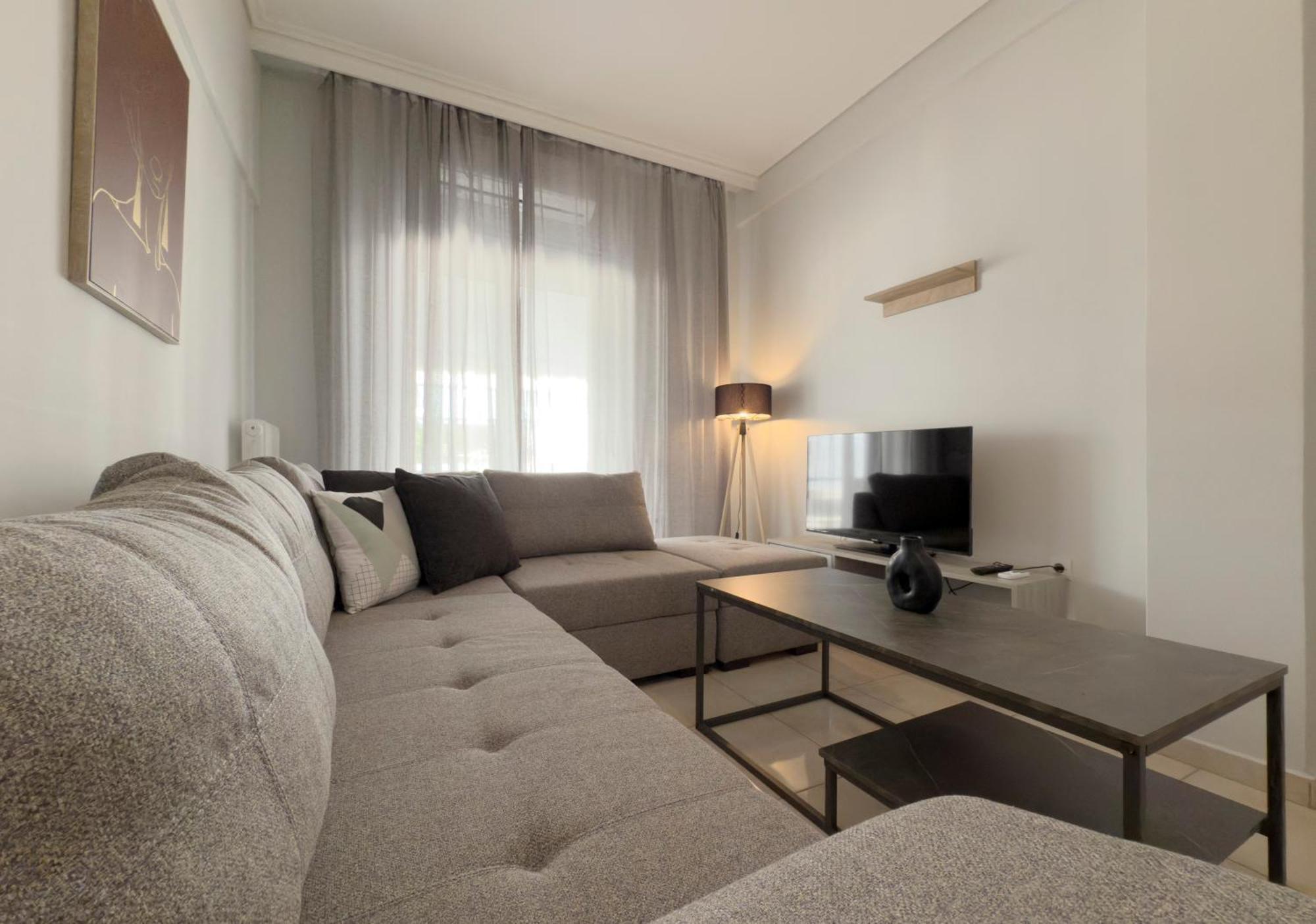 Matrozou Spacious 95sqm In Koukaki * Athene